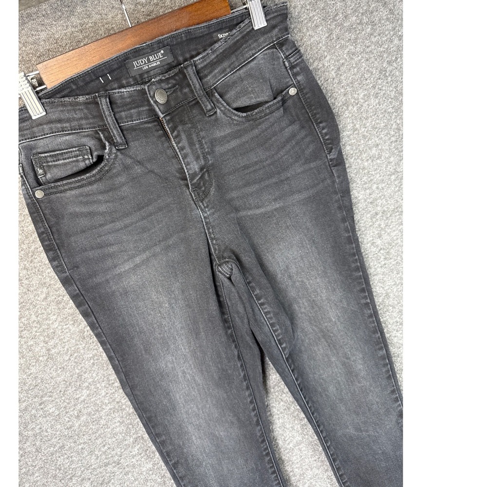 Judy Blue Skinny Fit Faded Black Raw Frayed Hem Jeans JB82197BK Womens Size 3/26